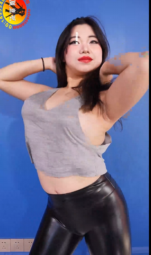 随意吧 靓女性感热舞 零散视频 03 1v